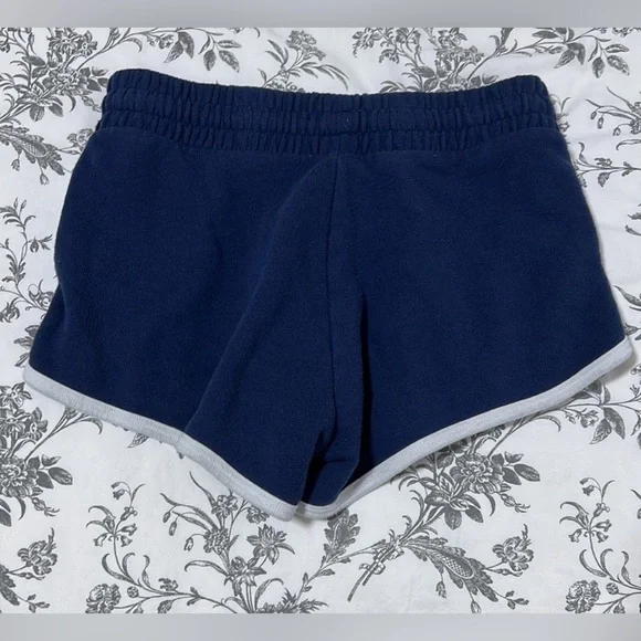 PINK Victoria’s Secret XS 4-Piece Bundle - Picture 4 of 16